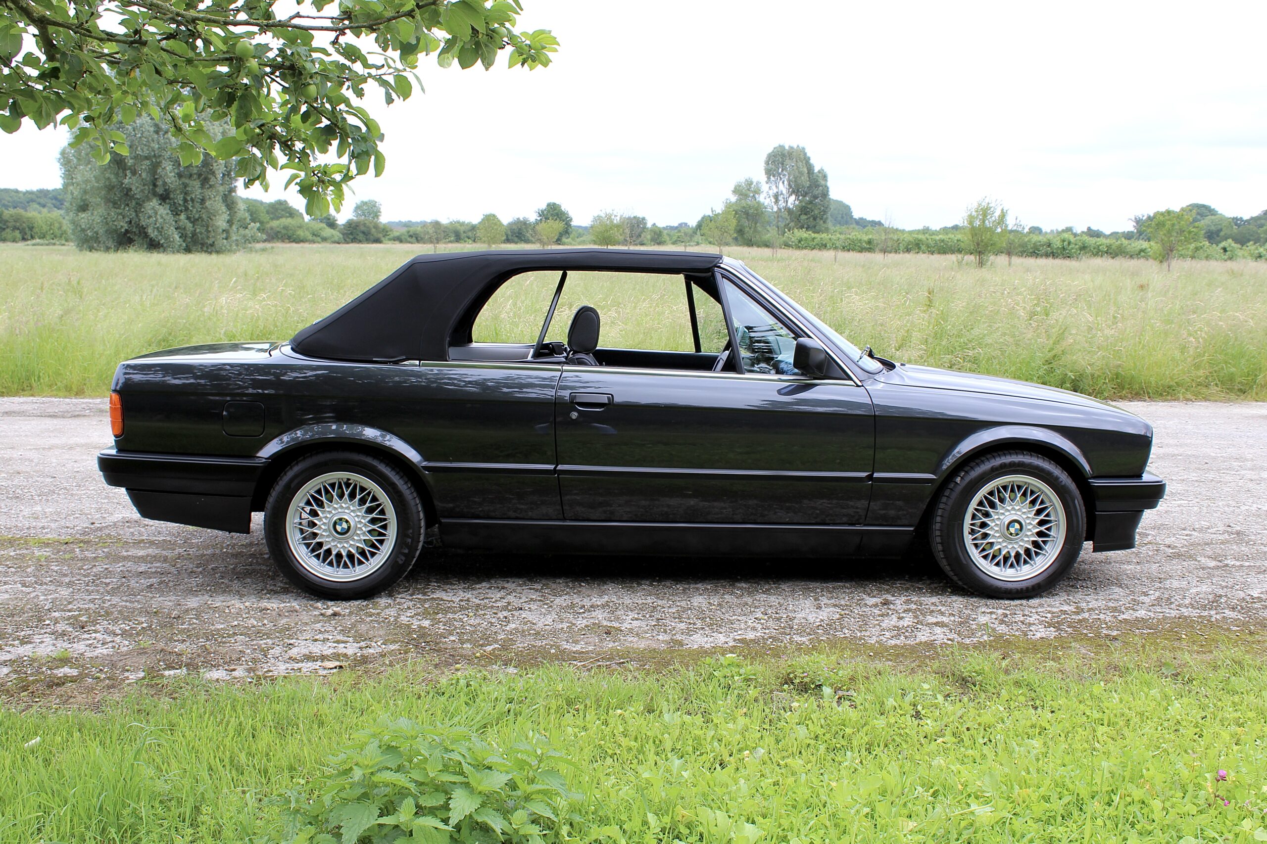 BMW E30 Cabrio 318i Youngtimer zuverkaufen Restaurierung Vermittlung Allhorn Automobile